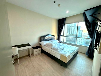 Condos for rent : Life                 Ratchadapisek