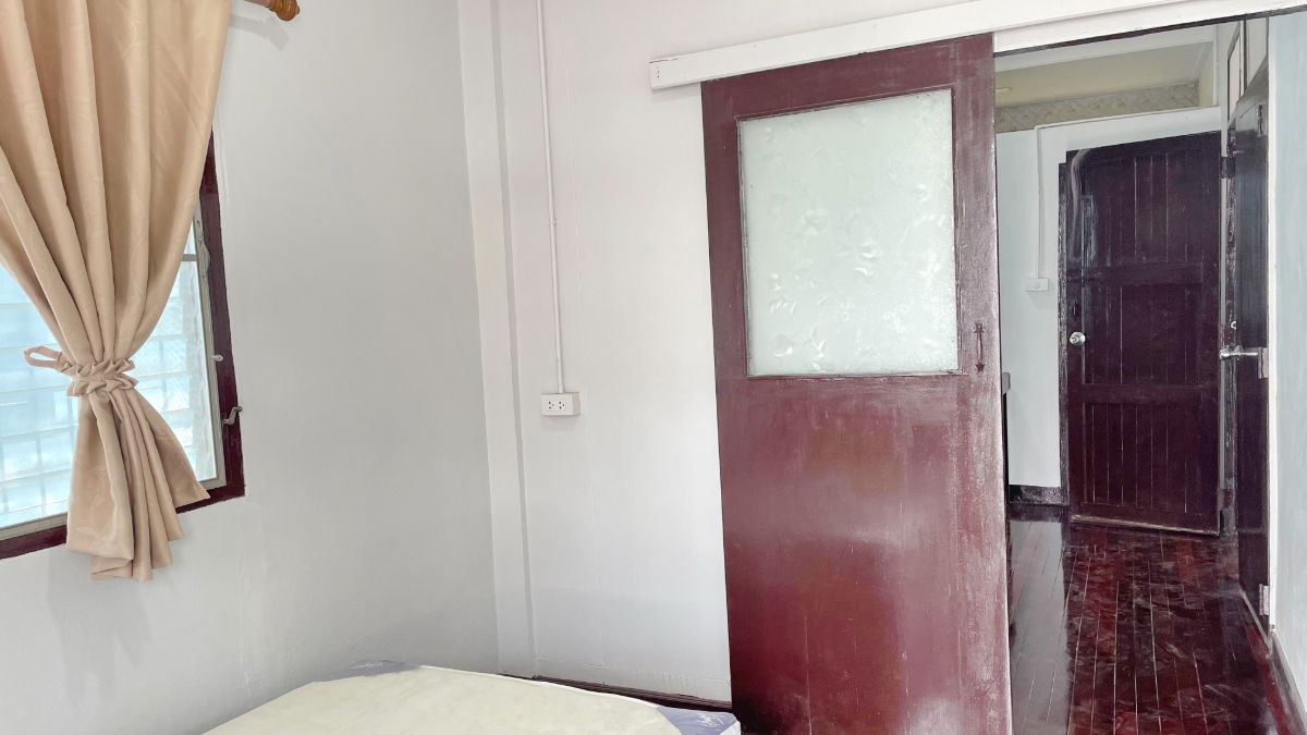 รูป 	 ให้เช่าบ้านเดี่ยว2ชั้น  ปรับปรุงใหม่ :อุดมสุข20 มี Location ใกล้ BTS อุดมสุข - รูปที่ 16/28