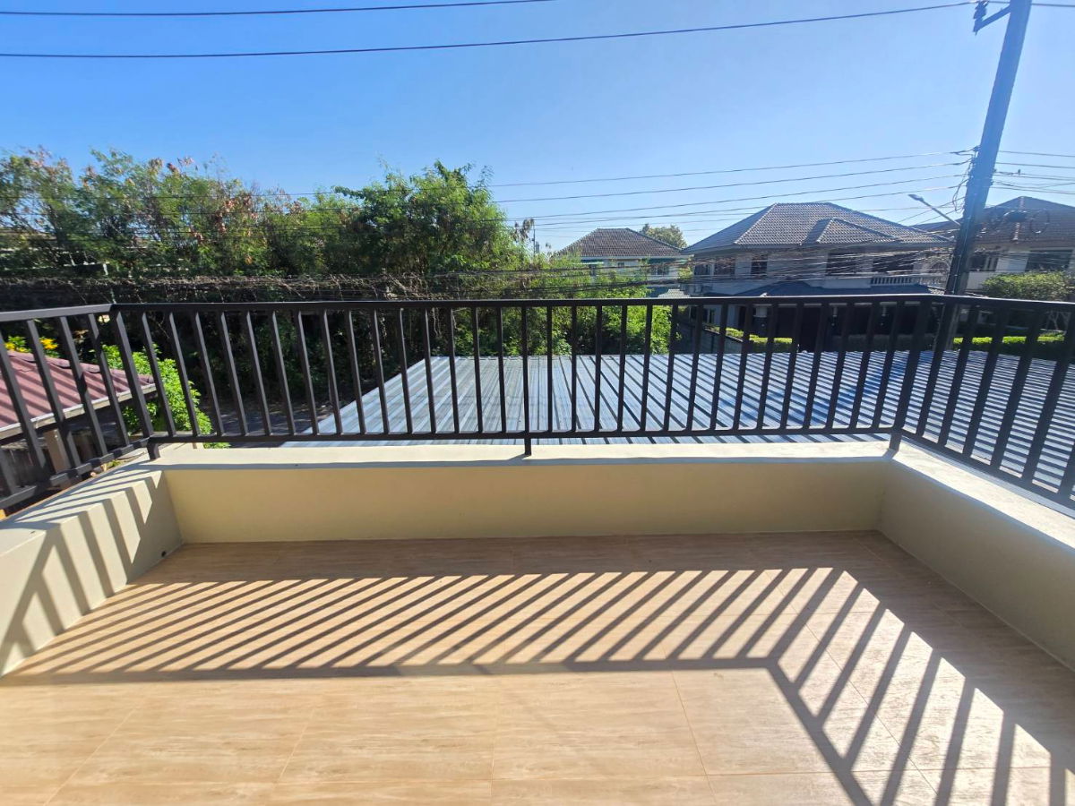 รูป ้บ้านเดี่ยวนิมิตใหม่40 โฮม5 หมู่บ้านเคซี.การ์เด้นโฮม บ้านรีโนเวทใหม่ทั้งหลัง แถมฟรีเฟอร์นิเจอร์ พื้นที่กว้างมากทำเลดี - รูปที่ 34/44