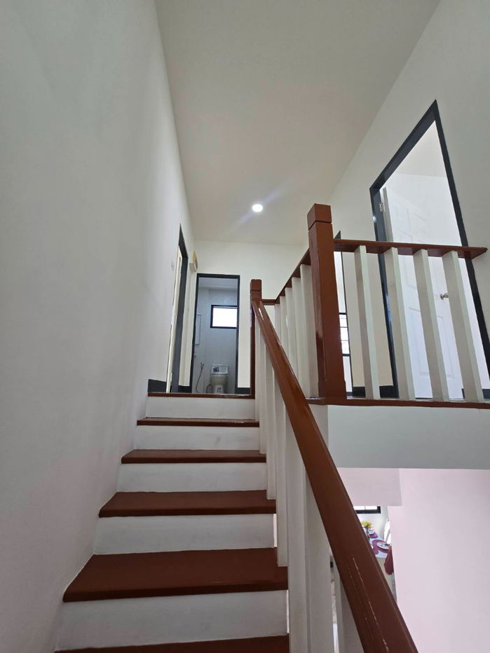 รูป บ้านแฝด รีโนเวทใหม่ สวย พร้อมอยู่ หมู่บ้านพร้อมพัฒน์ กรีนโนวา ซ.14 ถ.ปัญญาเนเชอรัลปาร์ค แขวงสามวาตะวันตก เขตคลองสามวา มีเฟอร์นิเจอร์ พร้อมอยู่ - รูปที่ 33/36