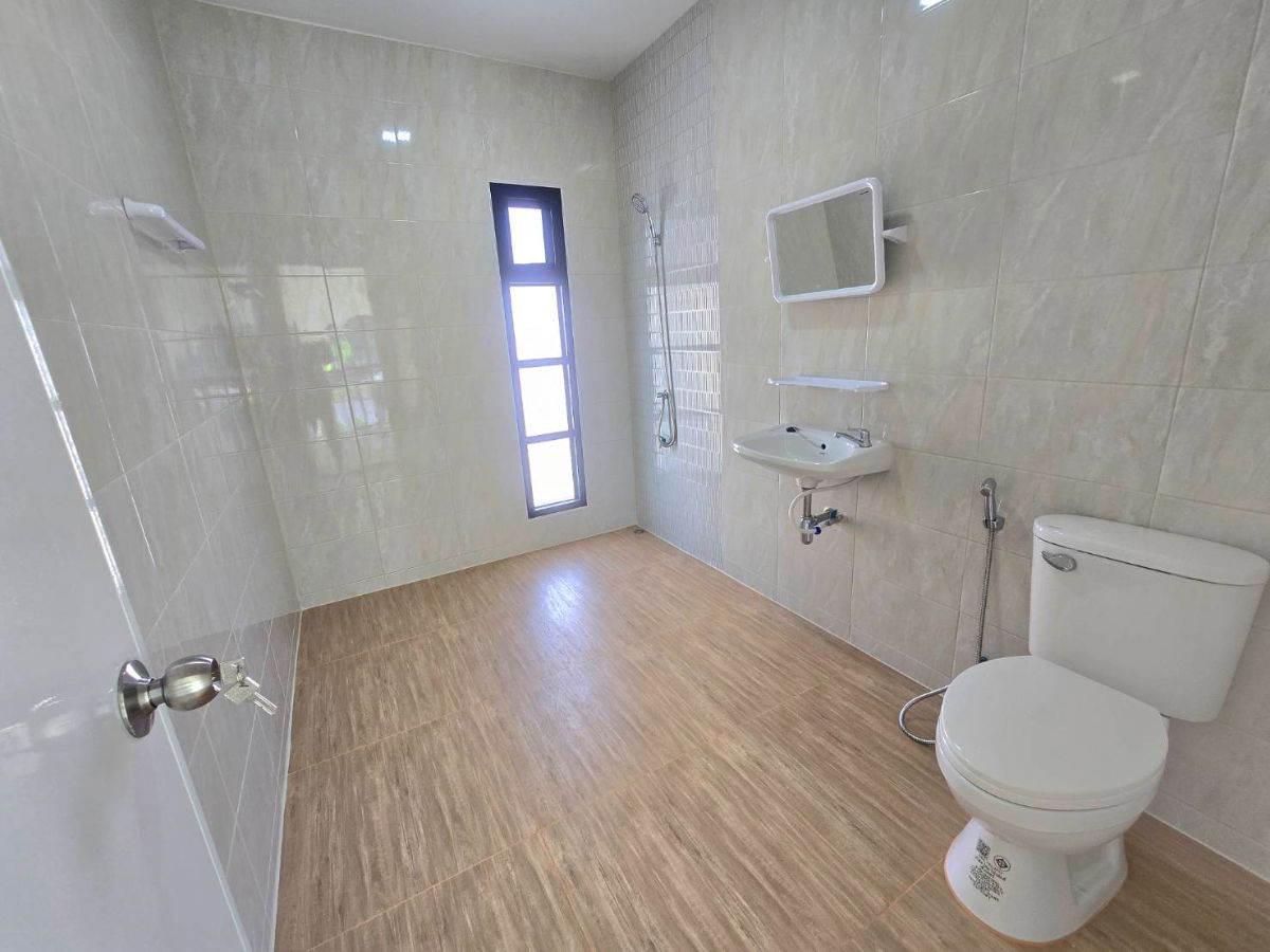 รูป ้บ้านเดี่ยวนิมิตใหม่40 โฮม5 หมู่บ้านเคซี.การ์เด้นโฮม บ้านรีโนเวทใหม่ทั้งหลัง แถมฟรีเฟอร์นิเจอร์ พื้นที่กว้างมากทำเลดี - รูปที่ 39/44