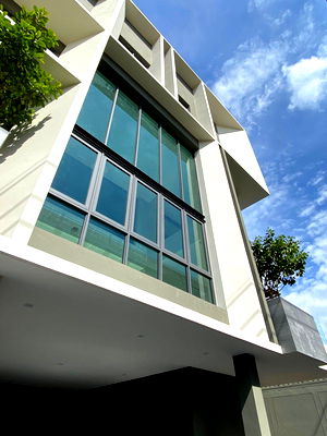 Office for sale Bangkok : LTH13966 – Home Office for Sale | Onnut | 450 sqm | 4 Beds 5 Baths | Near BTS Onnut | 22.9 MB | โฮมออฟฟิศขาย อ่อนนุช