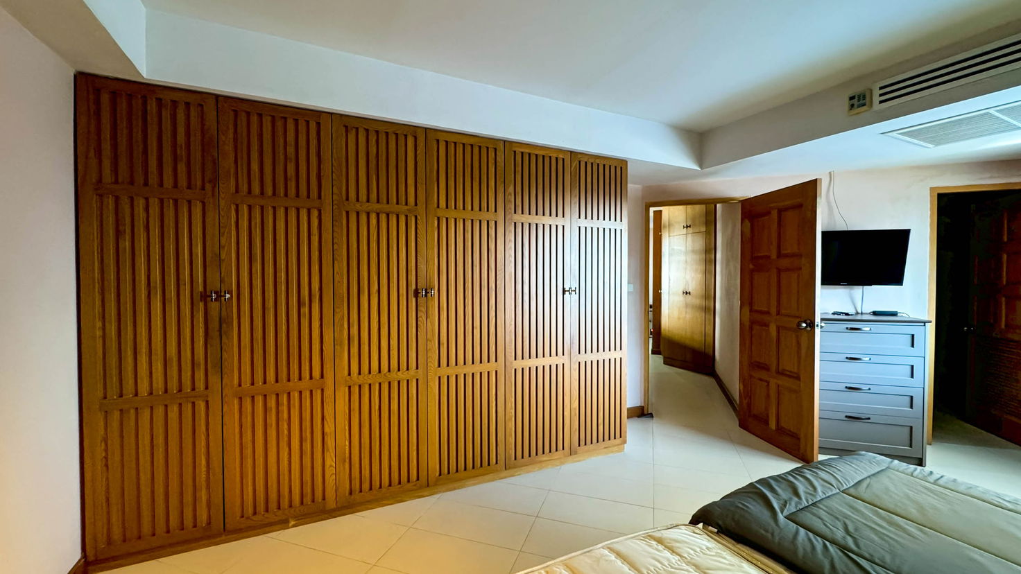 picture Paradise Condominium 2 Bedrooms for Sale Jomtien - 8/23