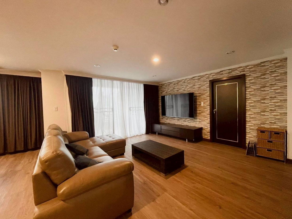 รูป LTH13758 – Condo for Sale | Acadamie Grand Tower | 194 sqm | 3 Beds 2 Baths | Near BTS Phrom Phong | 22.90 MB | คอนโดขาย อะคาเดมี แกรนด์ ทาวเวอร์ - รูปที่ 10/11