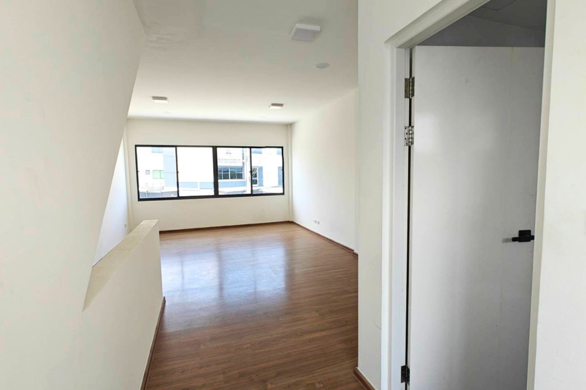 รูป ให้เช่า โฮมส์ ออฟฟิศ ซอยมังกร เทพารักษ์ - แพรกษา - รูปที่ 9/17