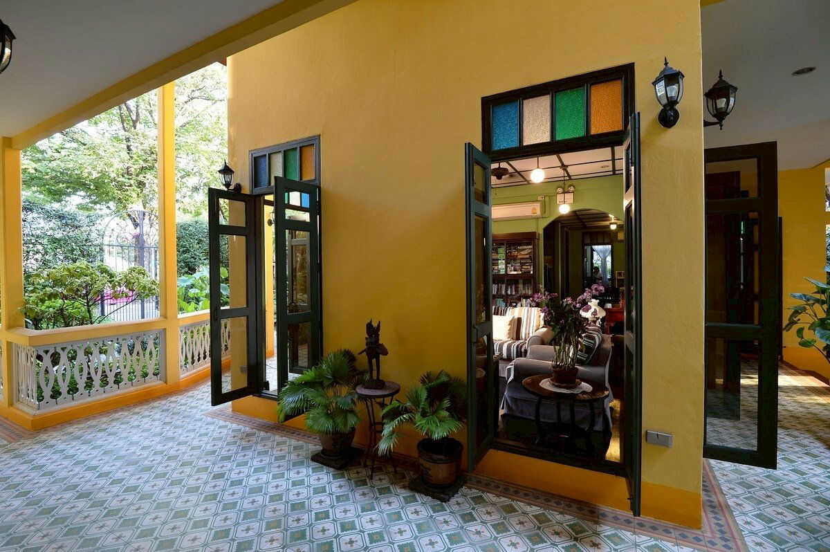 รูป LTHC14012 – House for Sale | Baan Phranon | 597.02 sqm | 9 Beds 9 Baths | Near BTS Surasak | 140 MB | บ้านขาย บ้านพระโขนง - รูปที่ 2/7