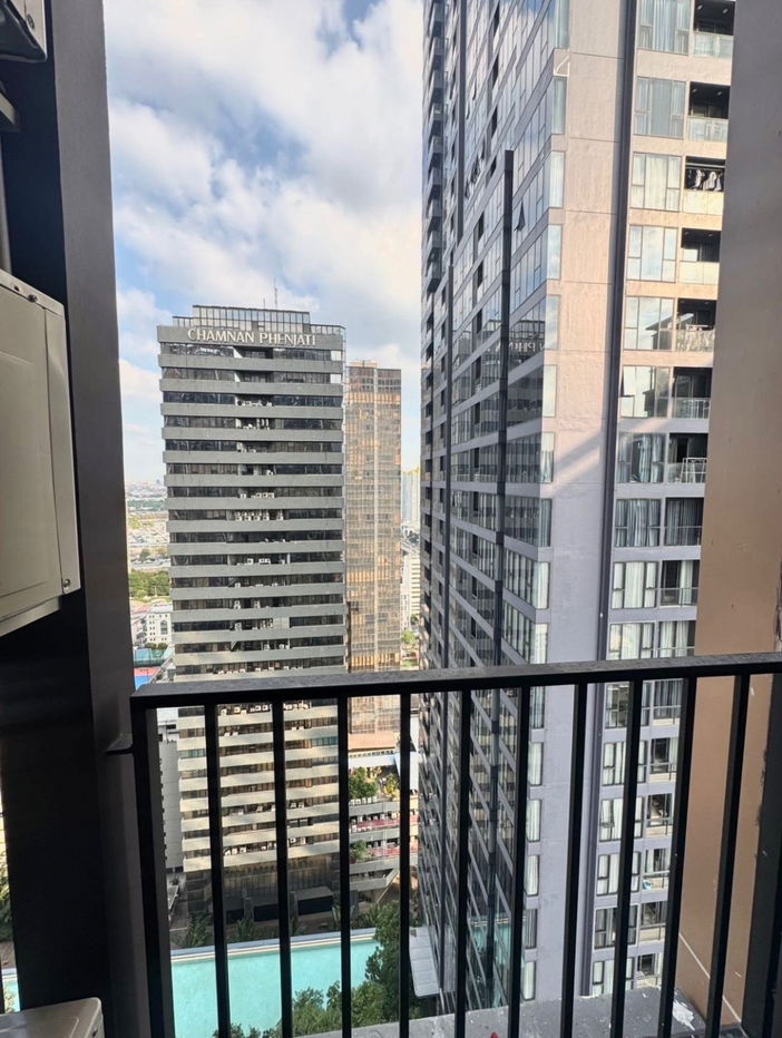 รูป Y155 ให้เช่าคอนโด Nue District R9 Rama 9 (นิว ดิสทริค อาร์ไนน์ พระราม 9) พร้อมอยู่ ห้องสวย เฟอร์นิเจอร์และเครื่องใช้ไฟฟ้าครบ ทำเลดี ใกล้ MRT พระราม 9 - รูปที่ 9/9