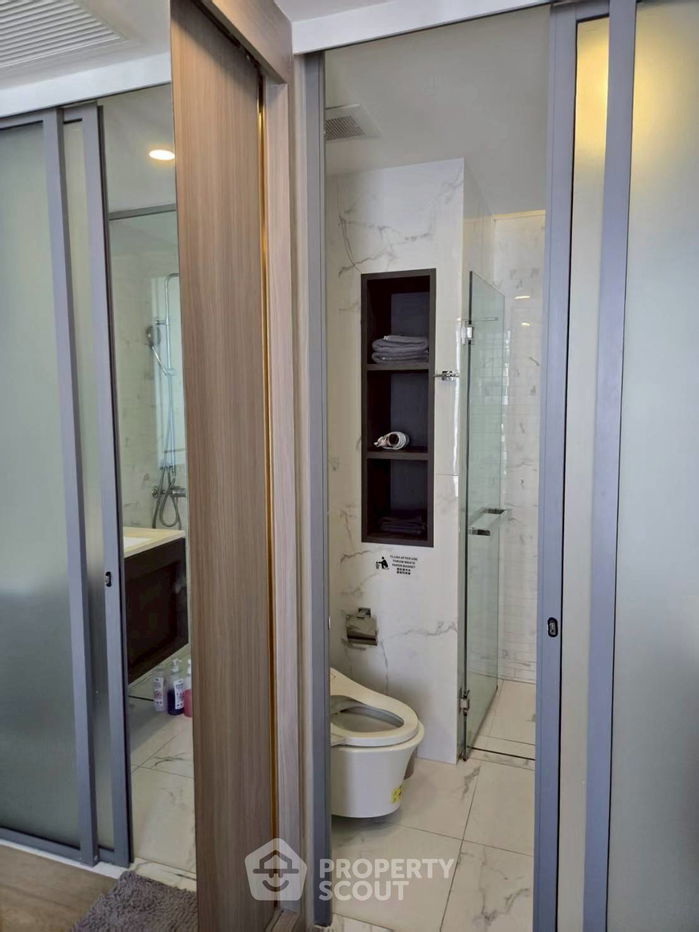 รูป คอนโด 1-ห้องนอน ที่ ไซมิส เอ๊กซ์คลูซีพ ควีนส์ ใกล้ MRT ศูนย์การประชุมแห่งชาติสิริกิติ์ (ID 2501548) - รูปที่ 9/10