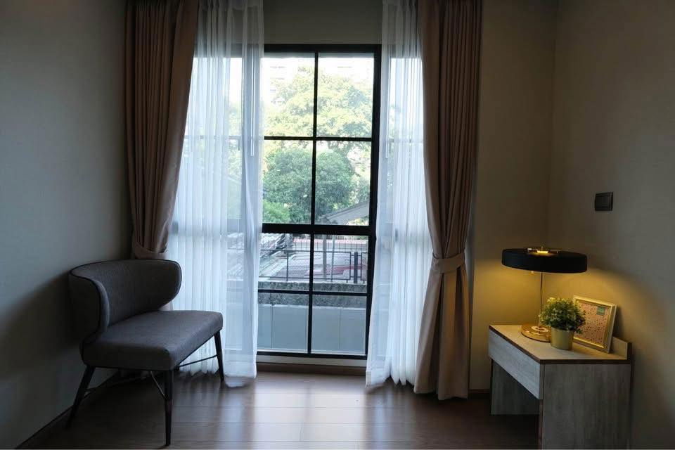 รูป 🏙️✨ Navara Residence Langsuan🚇 ใกล้ BTS ชิดลม💰 ค่าเช่า: 75,000 บาท รหัส RS4375 - รูปที่ 4/9