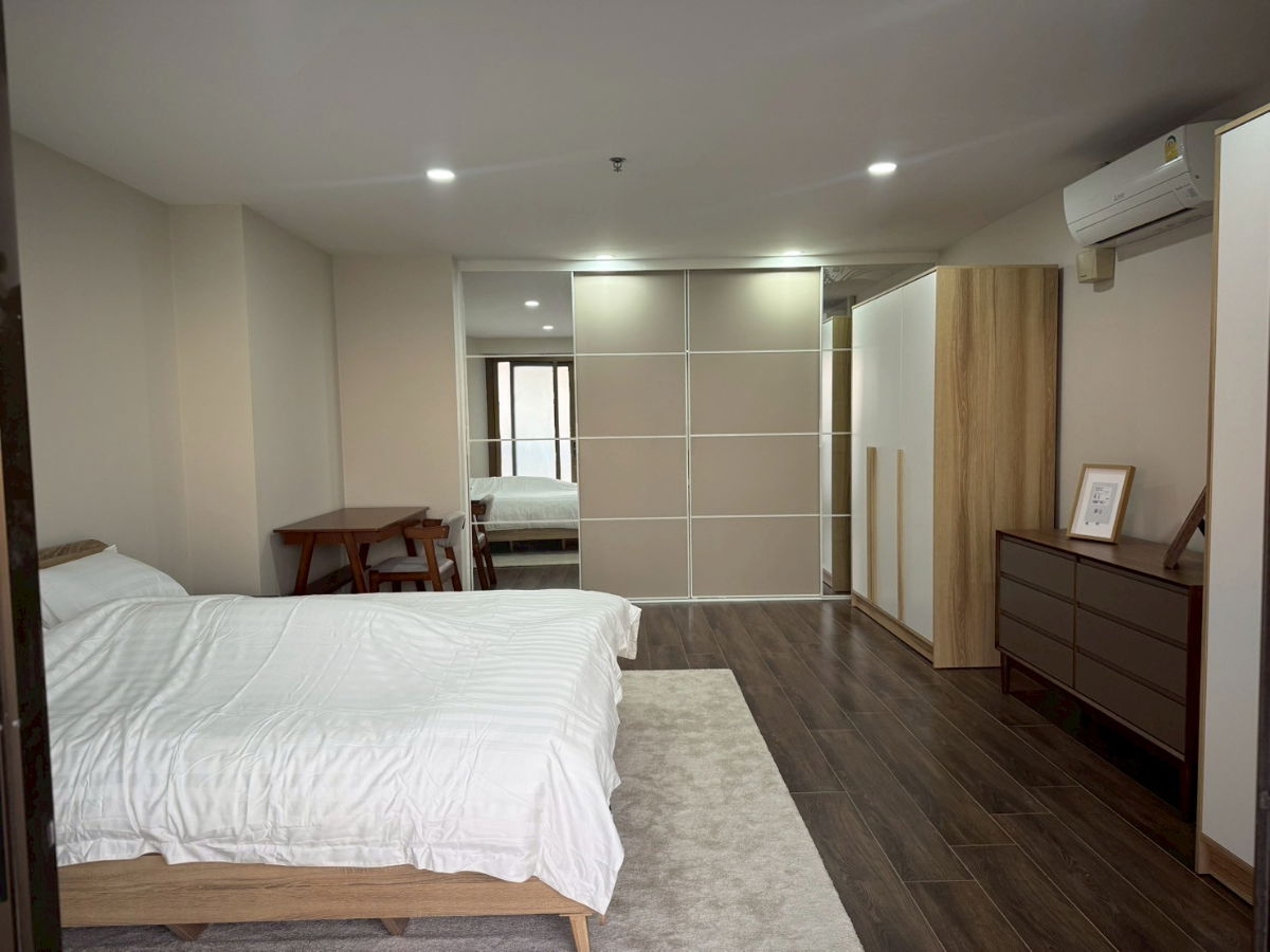 picture  State Tower. 1bed 68sqm. Line id: @pfagent - 10/12