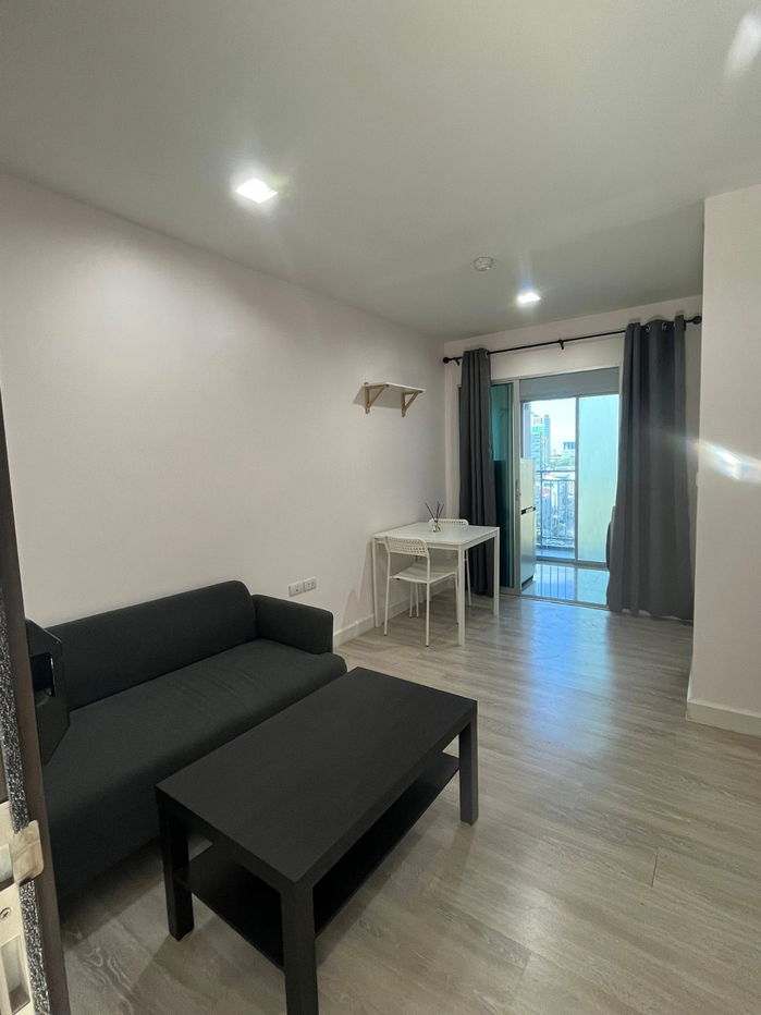 picture @Condorental condo for rent Metro Luxe Kaset - 7/11