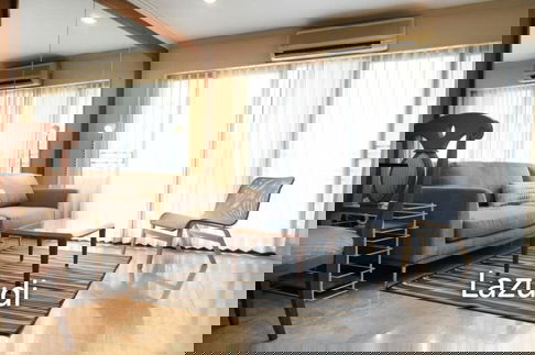 2 Bedrooms 2 Bathrooms 73 SQ.M Green Point Silom