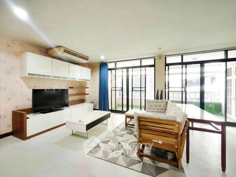 3-BR Condo at Baan Chan Condominium close to Thong Lo (ID 2503914)