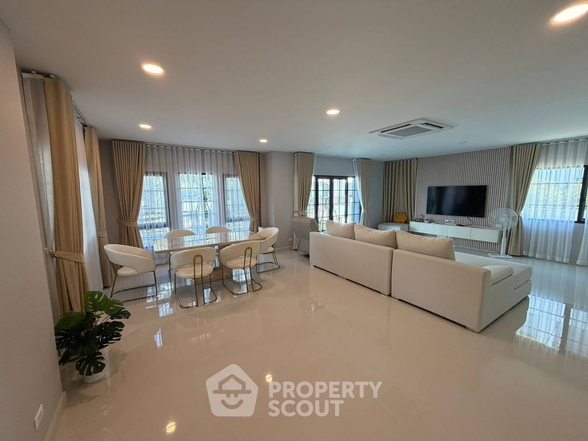 รูป บ้าน 4-ห้องนอน ที่ เซนโทร บางนา ใน บางแก้ว (ID 2505138) - รูปที่ 2/12