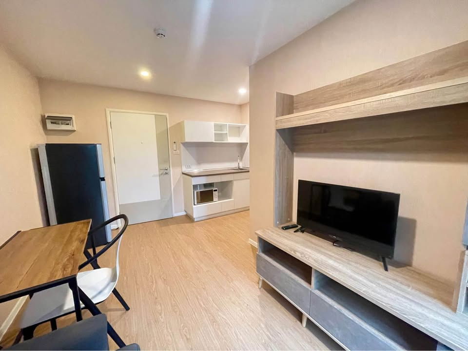 รูป ให้เช่า ลุมพินี เพลส บางนา กม.3 มีเฟอร์นิเจอร์+เครื่องใช้ไฟฟ้าครบ - รูปที่ 7/9