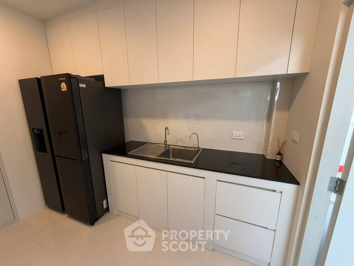 รูป บ้าน 4-ห้องนอน ที่ เซนโทร บางนา ใน บางแก้ว (ID 2505138) - รูปที่ 5/12