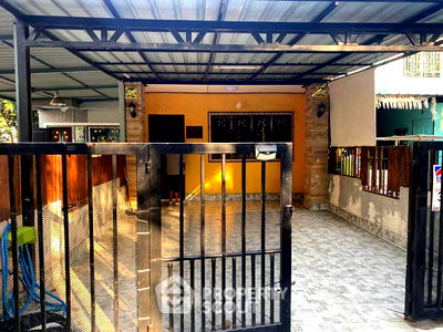 ทาวน์โฮม ชลบุรี : ทาวน์เฮ้าส์ 3-ห้องนอน ใกล้ พัทยาตะวันออก (ID 2498017)