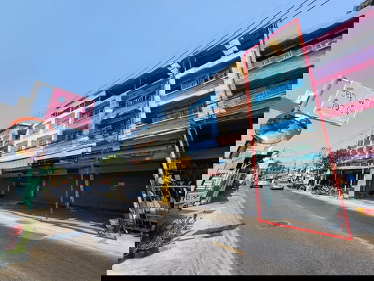 รูป 🔥  อาคารพาณิชย์ “ทำเลหน้าร้านแท้” ใจกลางบางกระสอ — คนเห็นทุกวัน ลูกค้าเข้าเอง 📍 หน้าวัดบัวขวัญ | ตรงข้ามโรงเรียนอนุบาล Listing no. 84671 - รูปที่ 1/9