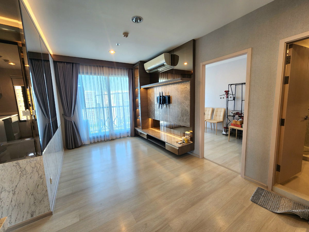 รูป **ห้องว่างครับผม ห้องแต่งสุดหรู แบบ 2 Bed**ให้เช่า **คอนโด ไลฟ์ ปิ่นเกล้า 2ห้องนอน 2ห้องน้ำ ชั้น17 ห้องมุม ทิศเหนือ ไม่ร้อนทั้งปี!! - รูปที่ 47/89