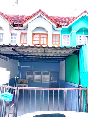 เช่าทาวน์โฮม ปทุมธานี : ขายบ้านเดี่ยว รถไฟฟ้า BTS คูคต 4.8 กม. ลาดสวาย ลำลูกกา ตลาดเอซี คลองสี่ 2.1 กม เลียบคลองสี่ 20ตรว. 140ตรม.