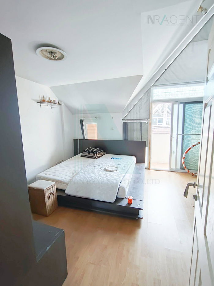 รูป 📌 ขายทาวน์เฮาส์ โครงการ เมอริท เพลส ลาดพร้าว 87 3 ชั้น 3 ห้องนอน 3 ห้องน้ำ - รูปที่ 7/8