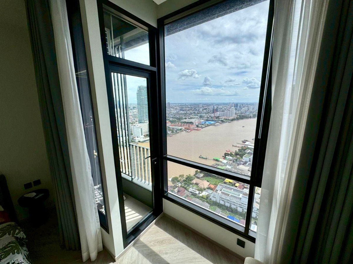 picture Chapter Charoennakhon Riverside  - 4/6