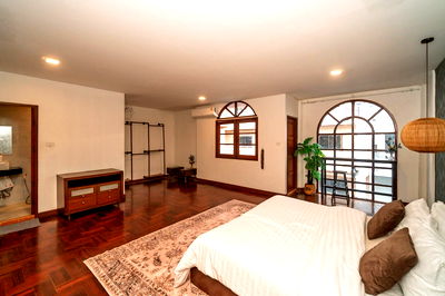 Townhouses for rent Sukhumvit Road : LTH14029 – Townhouse for Rent | Thonglor 25 | 400 sqm | 5 Beds 5 Baths | Near BTS Thonglor | 100K/Month | ทาวน์เฮาส์ให้เช่า ทองหล่อ 25