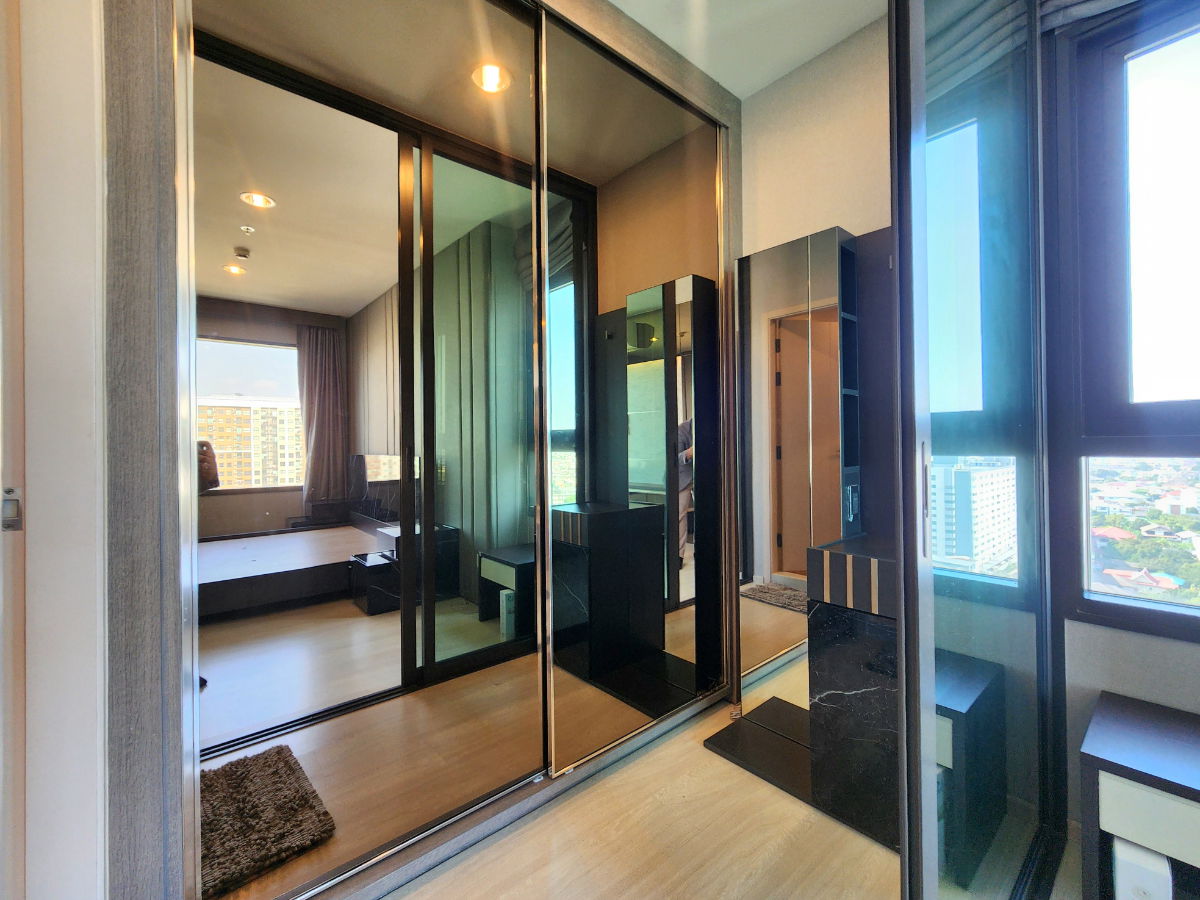 รูป **ห้องว่างครับผม ห้องแต่งสุดหรู แบบ 2 Bed**ให้เช่า **คอนโด ไลฟ์ ปิ่นเกล้า 2ห้องนอน 2ห้องน้ำ ชั้น17 ห้องมุม ทิศเหนือ ไม่ร้อนทั้งปี!! - รูปที่ 3/89