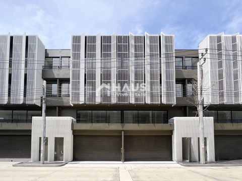 Nue Hybe Suksawat / 4 Bedrooms #HSSW022