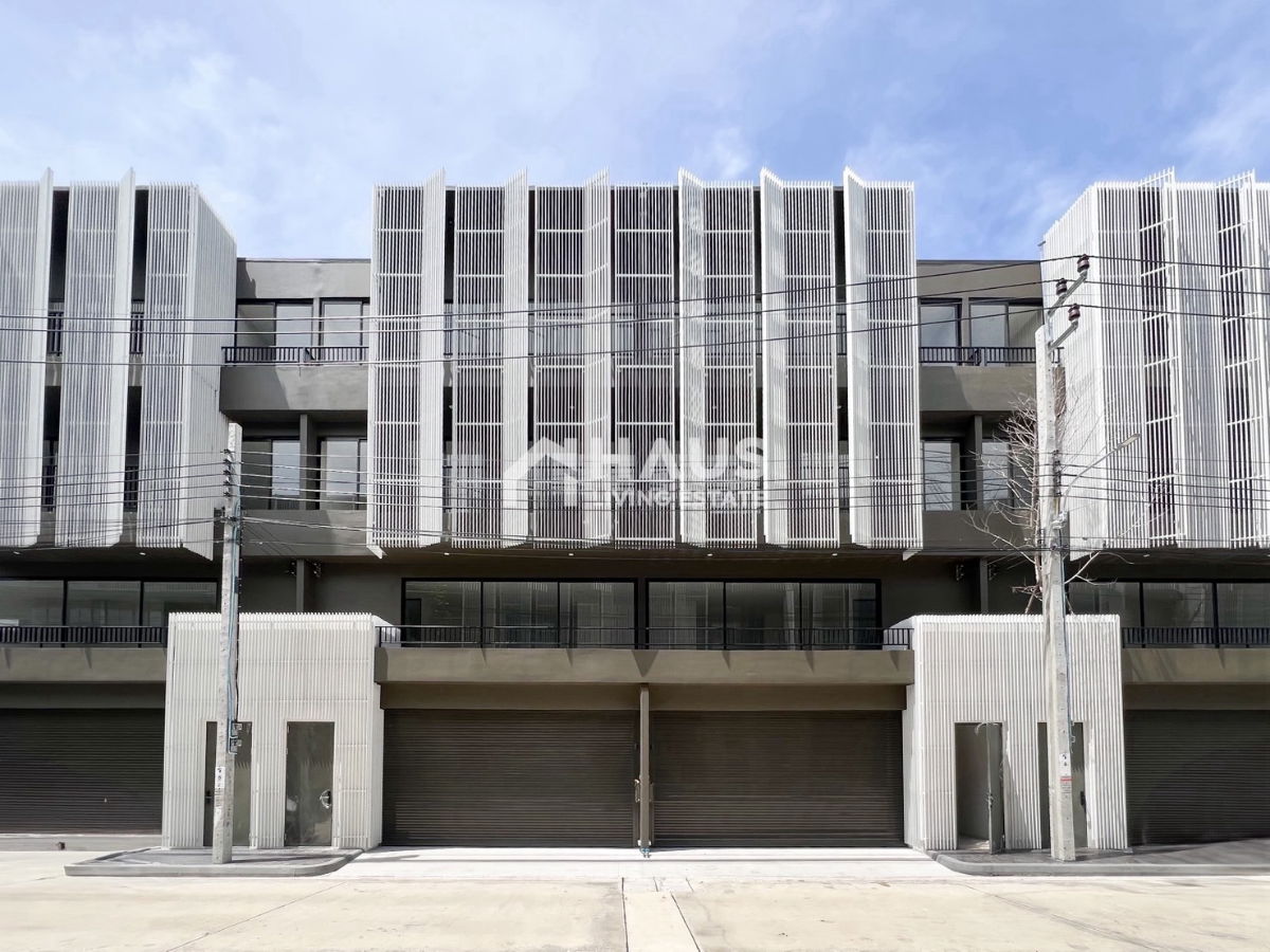 รูป 🔥 ขายทาวน์โฮม นิว ไฮบ์ สุขสวัสดิ์ 🔥/ 4 ห้องนอน #HSSW022 - รูปที่ 1/13