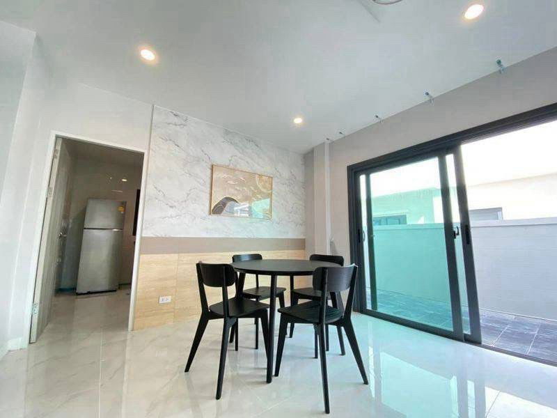 รูป ให้เช่า Supalai Park Ville (ศุภาลัย พาร์ควิลล์) 4 ห้องนอน 3 ห้องน้ำ  - รูปที่ 9/17