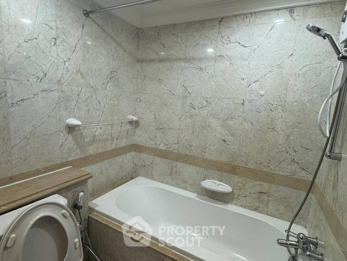 รูป คอนโด 2-ห้องนอน ที่ ออลซีซั่น แมนชั่น คอนโดมิเนียม ใกล้ BTS เพลินจิต (ID 1981244) - รูปที่ 3/15