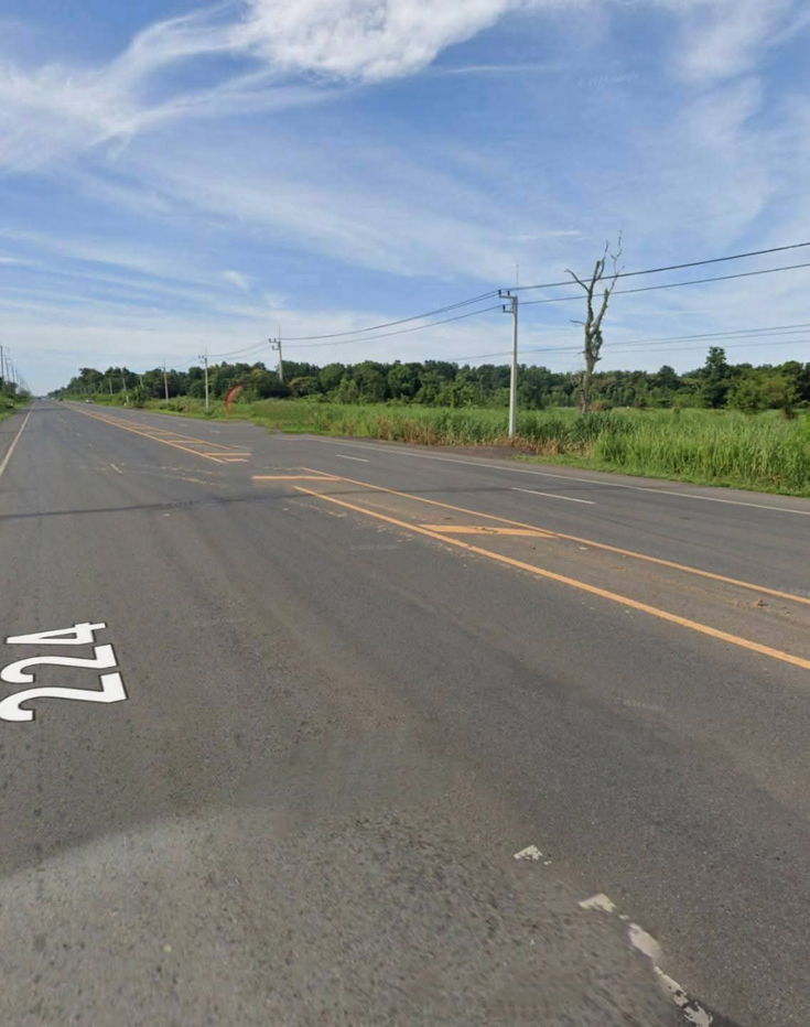 รูป ขายที่ดินตำบลท่าเยี่ยมอำเภอโชคชัยจังหวัดนครราชสีมาพื้นที่ 102 ไร่3งาน  - รูปที่ 2/4