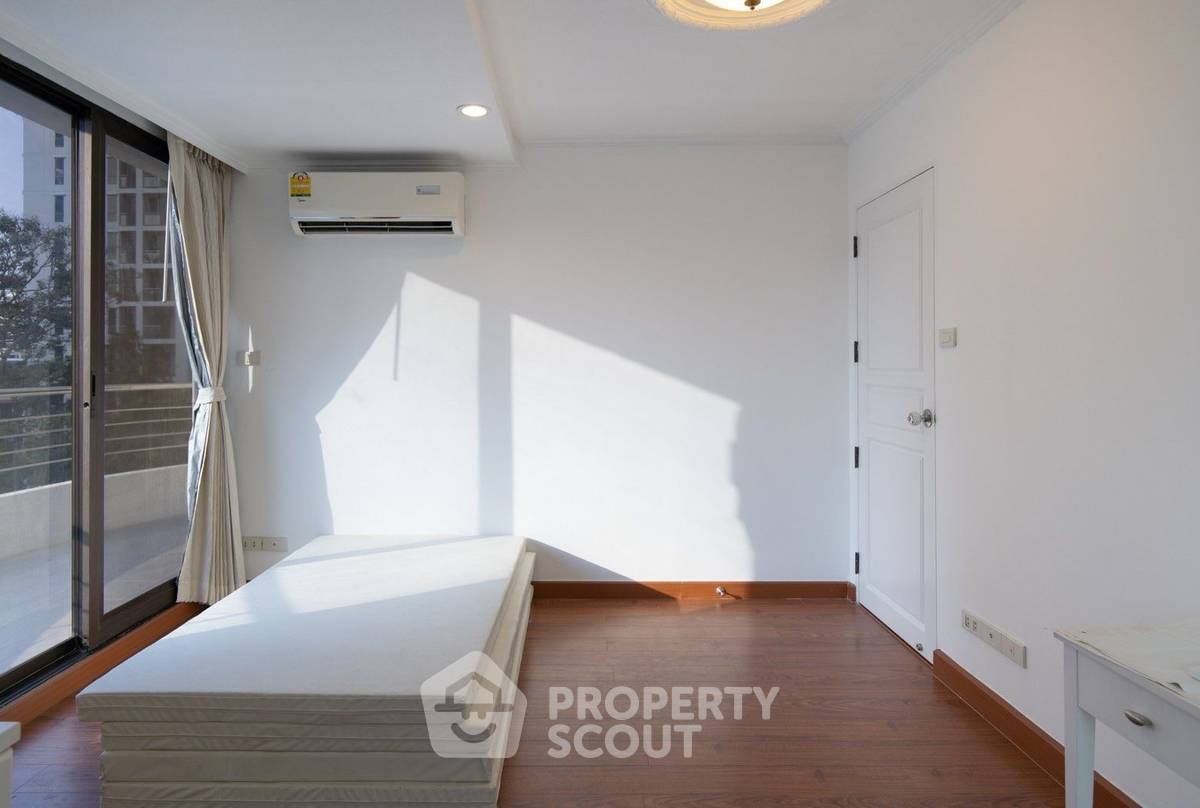 รูป คอนโด 3-ห้องนอน ที่ ศุภาลัย เพลส สุขุมวิท 39 ใกล้ BTS พร้อมพงษ์ (ID 828965) - รูปที่ 5/18