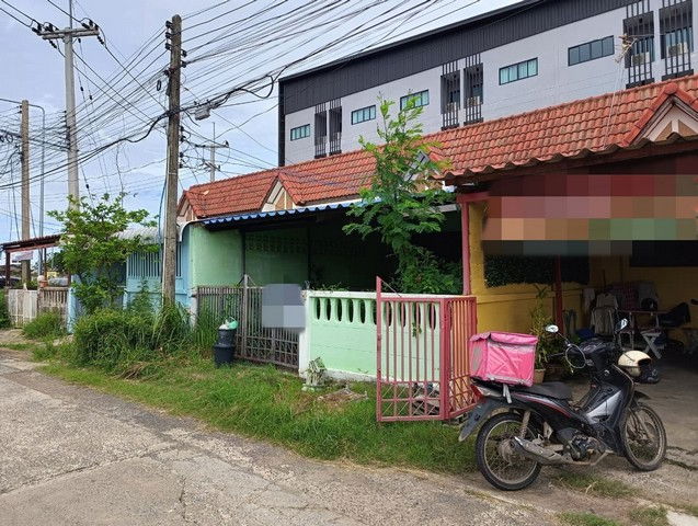 รูป BP00318 ขายทาวน์เฮ้าส์ ตำบลนอกเมือง อำเภอเมืองสุรินทร์ สุรินทร์ - รูปที่ 5/8