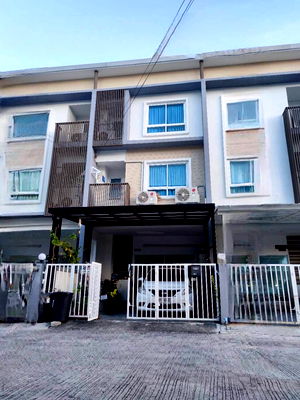 เช่าทาวน์โฮม เขตบางนา : ให้เช่าทาวน์โฮม 3 ชั้น โครงการ The Rich Biz สุขุมวิท 105 พร้อมอยู่ (N.1959)