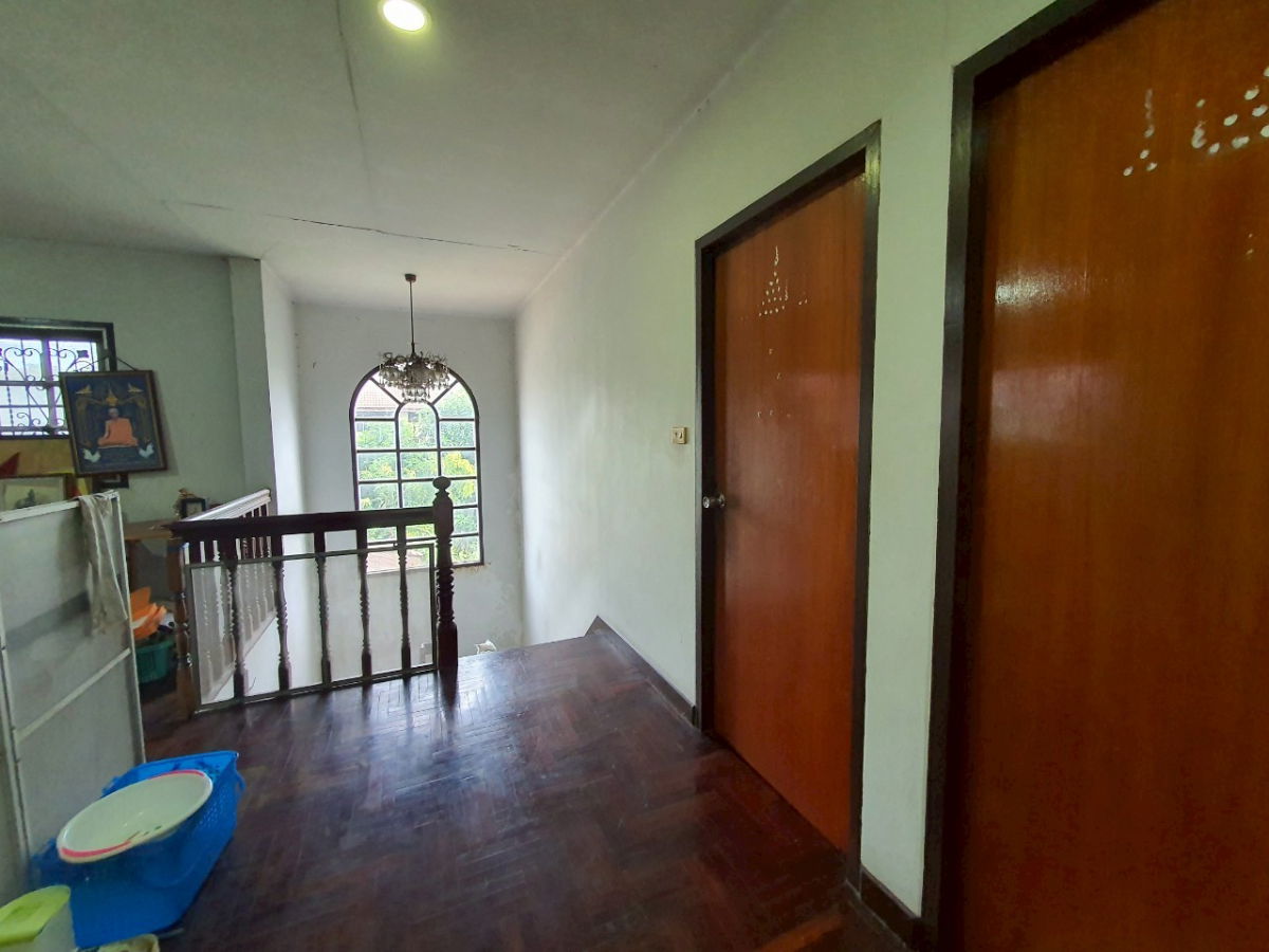 รูป 🏘️:** ขายบ้านเดี่ยวสุดหรู 159 ตร.วา 5 ห้องนอน หมู่บ้านกาญจนาลักษณ์ 3 ติดถนนกาญจนาภิเษก ทำเลทอง บางกรวย นนทบุรี    Listing no. 92047 - รูปที่ 3/8