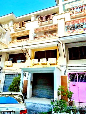 อาคารพาณิชย์ให้เช่า : เซนทรัลพระราม2 1.55กม. ไทวัสดุพระราม2 300ม. ให้เช่าอาคารพาณิชย์ 4 ชั้น 17ตร.วา. 272 ตร.ม.รพ.พระราม 2 600 ม. 4นอน โลตัส พระราม2 1.2กม.