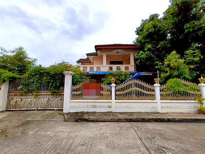 Houses for sale Central Plaza Bang Na : FOR SALE  HOUSE PROPERTY  3699900 BAHT.