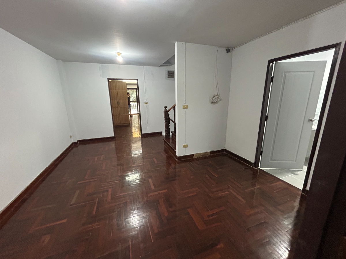 รูป Townhome for rent near BTS Punnawithi (SPSJP01) - รูปที่ 17/34