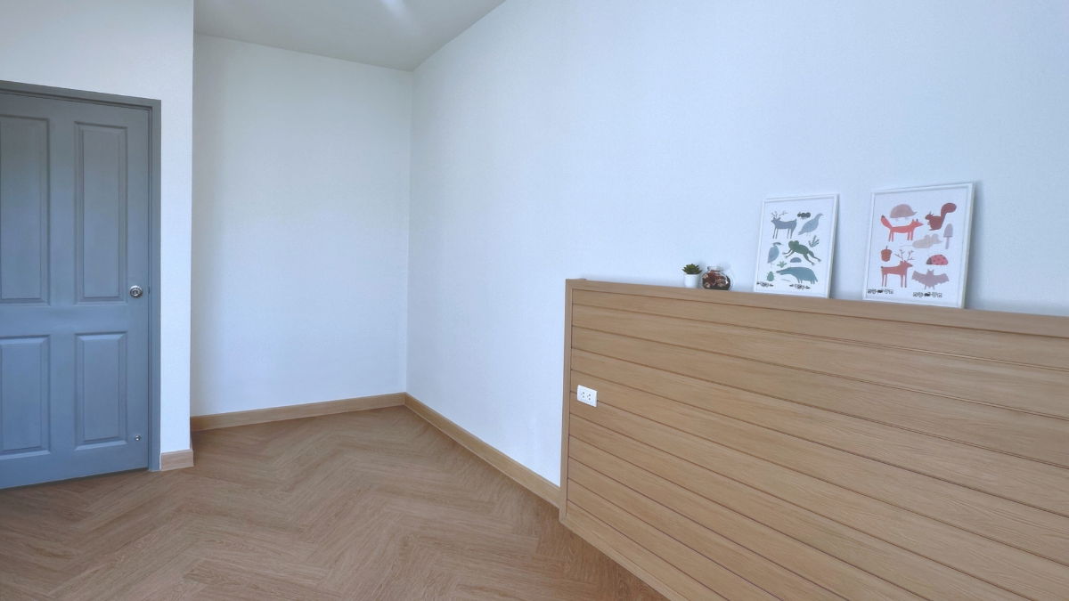 รูป ทาวน์โฮมรีโนเวทใหม่ แปลงมุม พร้อมสวน 29 ตร.ว.  เดอะ คัลเลอร์ส วงแหวนฯ-ลำลูกกา คลอง4 หลังใหญ่  4 นอน พร้อมสวน ราคา 2 ล้านต้น + โปรฯ ฟรี!! หลายรายการ - รูปที่ 11/19