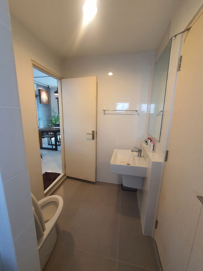 รูป ขายบ้านเดี่ยวหลังมุม ม.วิลลาจจิโอ ปิ่นเกล้า-ศาลายา จาก Land & Houses  บ้านสวย สไตล์ Urban Cottage, สวนรอบบ้านร่มรื่น, ใกล้มหาวิทยาลัยมหิดล เพียง 3 กม.  - รูปที่ 40/48