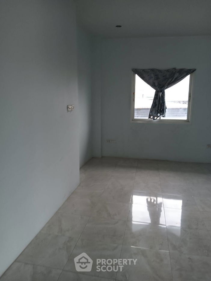 รูป บ้าน 4-ห้องนอน ใน หัวหมาก (ID 2503623) - รูปที่ 8/20