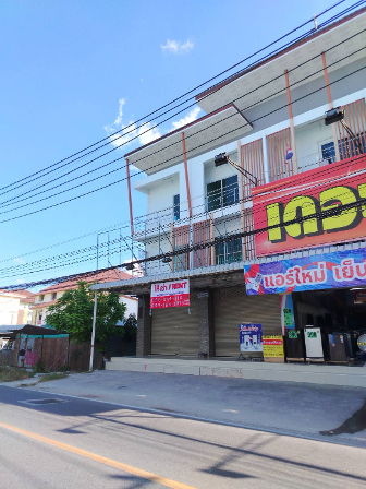 รูป ให้เช่าตึกคู่ 3 ชั้น ทำเลค้าขาย ใกล้นิคมอมตะ ชลบุรี ราคาเพียง 36,000 บาท/เดือน - รูปที่ 3/5
