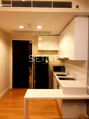 Condos for rent : 1 Bed Large Room Good Location Close to MRT Phahon Yothin 500 m. & MRT Chatuchak Park 700 m @  Equinox Phahol Vibha