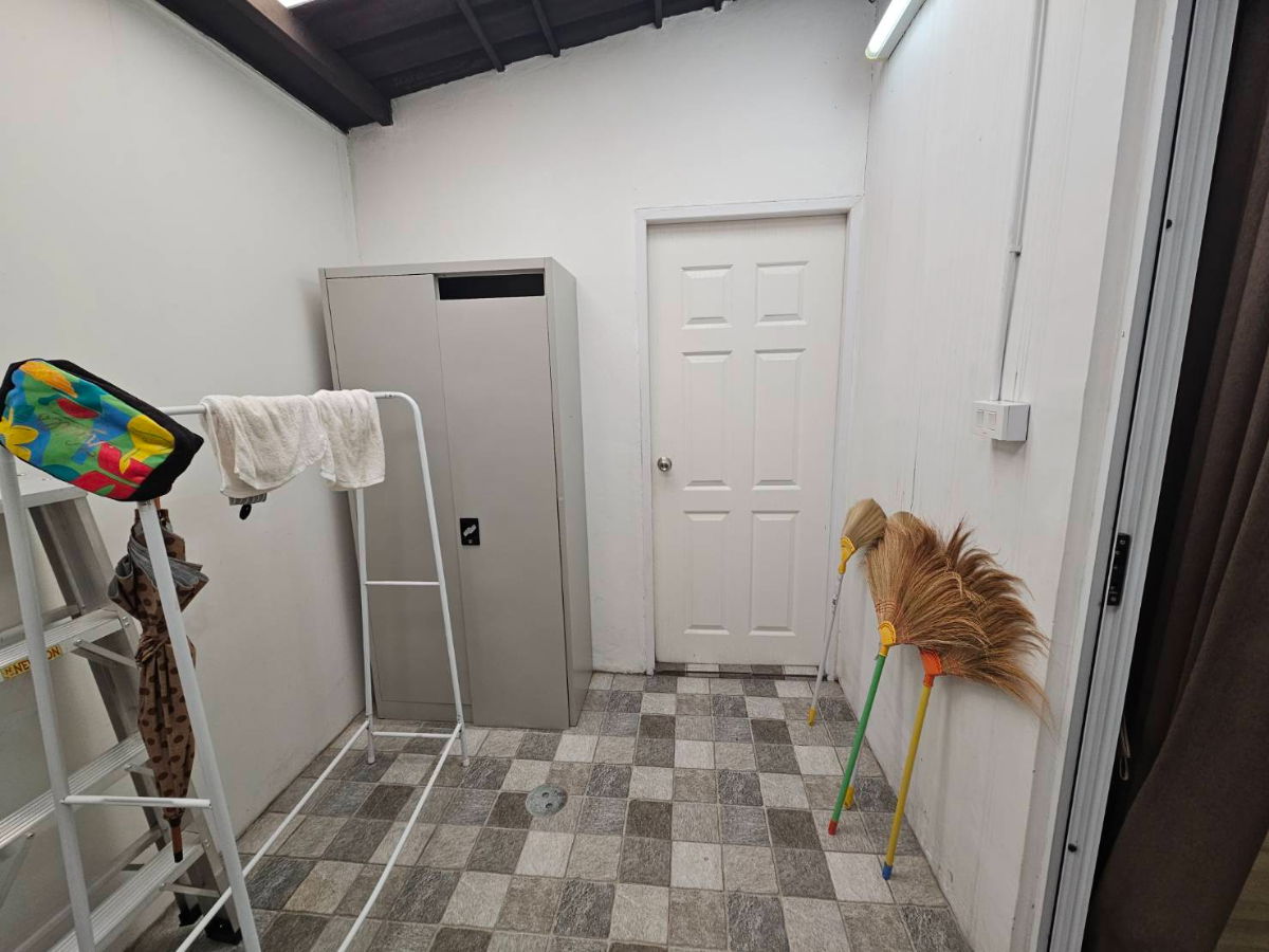 รูป T 1478 ให้เช่า ทาวน์โฮม 2 ชั้น ม.เดอะคอนเนค รามอินทรา-มีนบุรี2 บ้านสวย เฟอร์นิเจอร์ครบ ราคา 26,000 บาท - รูปที่ 10/16