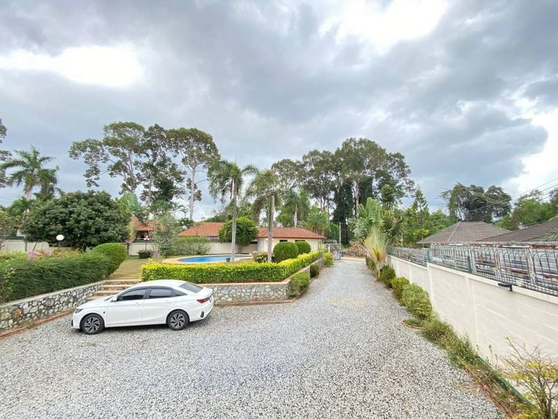 รูป ให้เช่า Villa Nongplalai (วิลล่าหนองปลาไหล) 5 ห้องนอน 4 ห้องน้ำ  - รูปที่ 14/15