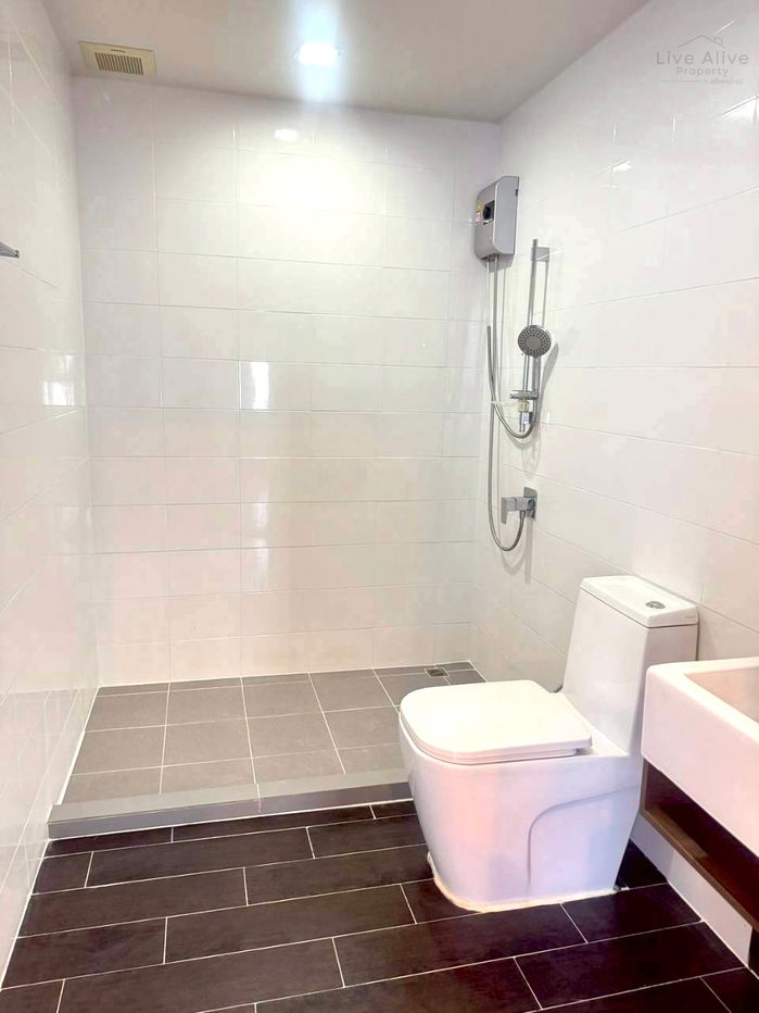 รูป ให้เช่าด่วน Home Office ทำเลบางนา ที่ลูกค้าเข้าถึงง่าย ภาพลักษณ์ดูเป็นมืออาชีพ  - รูปที่ 10/18