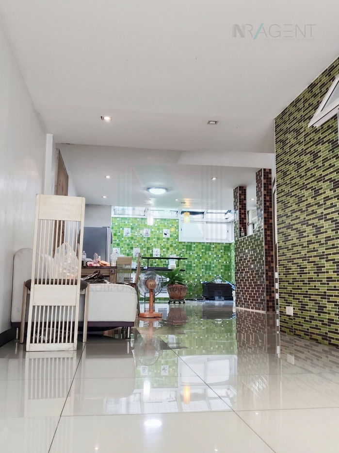 รูป 📌 ขายทาวน์เฮาส์ โครงการ เมอริท เพลส ลาดพร้าว 87 3 ชั้น 3 ห้องนอน 3 ห้องน้ำ - รูปที่ 2/8