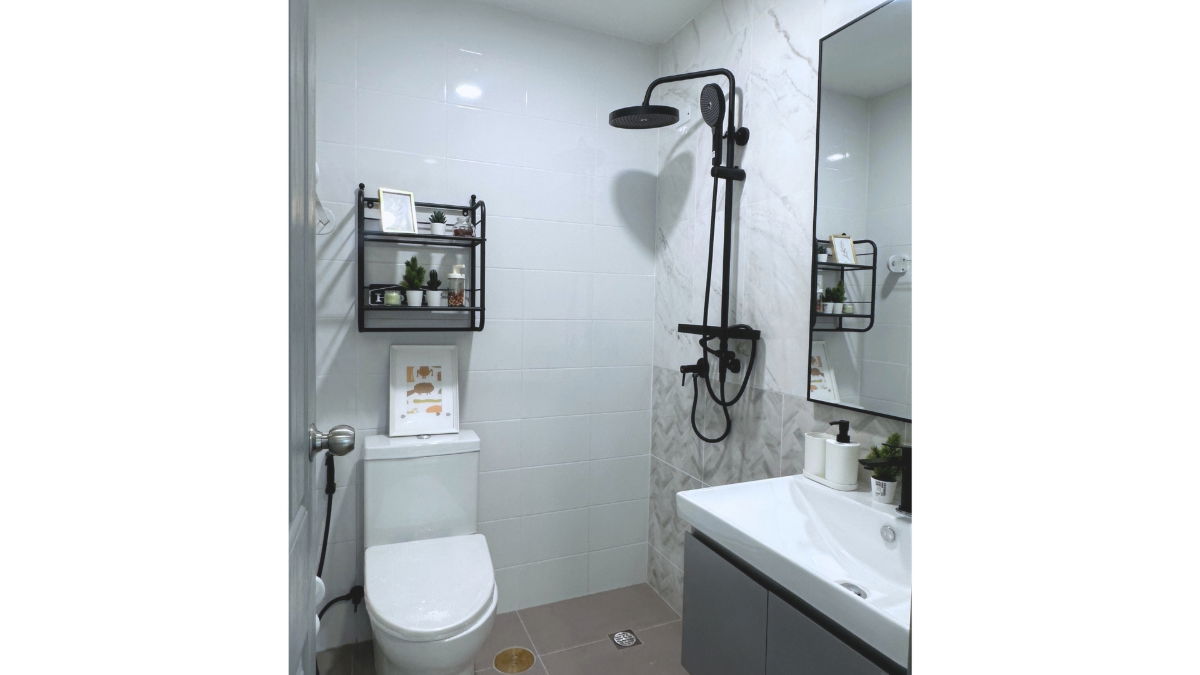 รูป ทาวน์โฮมรีโนเวทใหม่ แปลงมุม พร้อมสวน 29 ตร.ว.  เดอะ คัลเลอร์ส วงแหวนฯ-ลำลูกกา คลอง4 หลังใหญ่  4 นอน พร้อมสวน ราคา 2 ล้านต้น + โปรฯ ฟรี!! หลายรายการ - รูปที่ 6/19